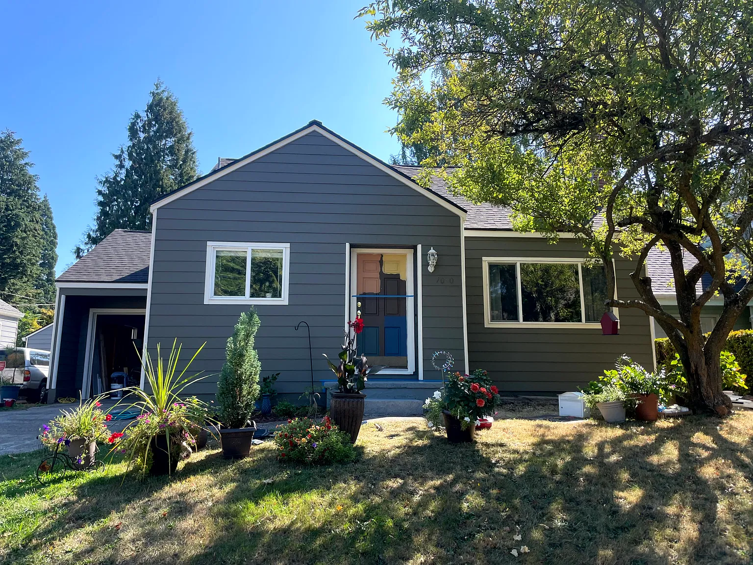7030 N Olin Ave — Photo 1