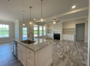 420 Linda Ln, Centerton, AR 72719