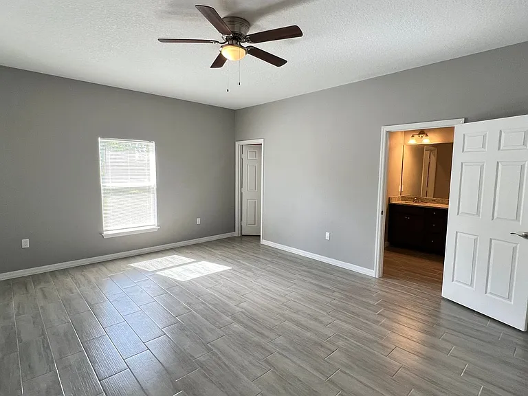 238 Silverfrost St SE — Photo 11