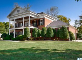 296 Forrest Hills Dr, Brownsboro, AL 35741