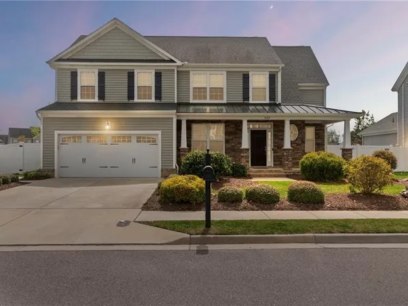 1825 Ashlar Ln, Chesapeake, VA 23320
