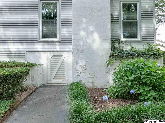 2nd image of 194 Winn Haven Cir