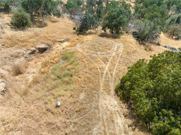 227 Farmstead Rd #2, Coarsegold, CA 93614