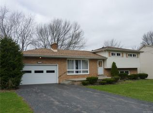 4728 Miller Rd, Niagara Falls, NY 14304