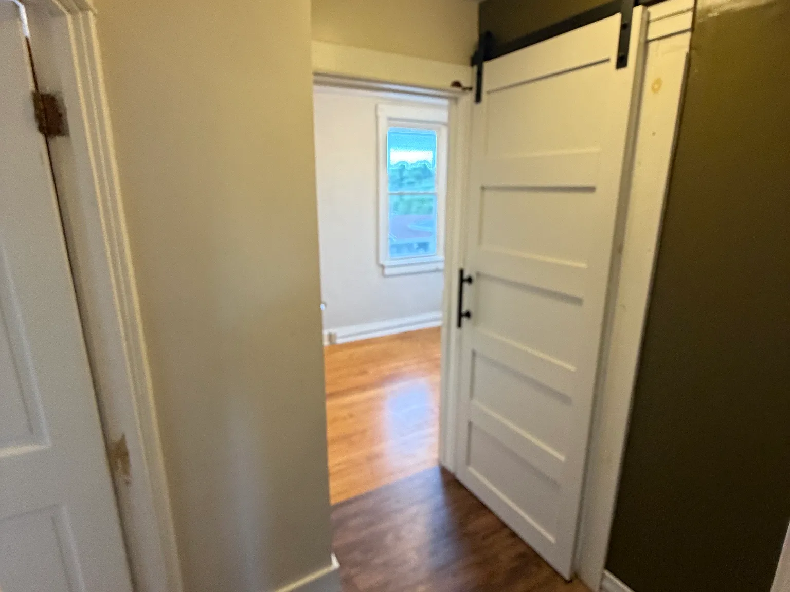 402 Douglass Street - 1 — Photo 2