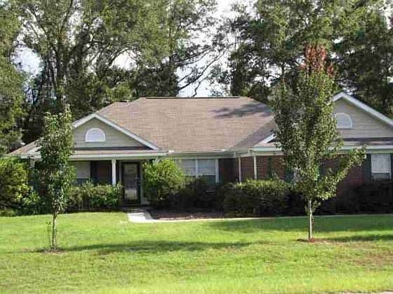 1st image of 45 Bridle Gate Dr