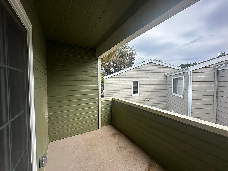305 Ladera St #B — Photo 11