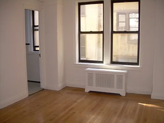 Rented by City Connections Realty | media 40