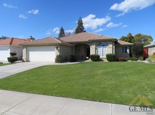 10606 Loughton Ave, Bakersfield, CA