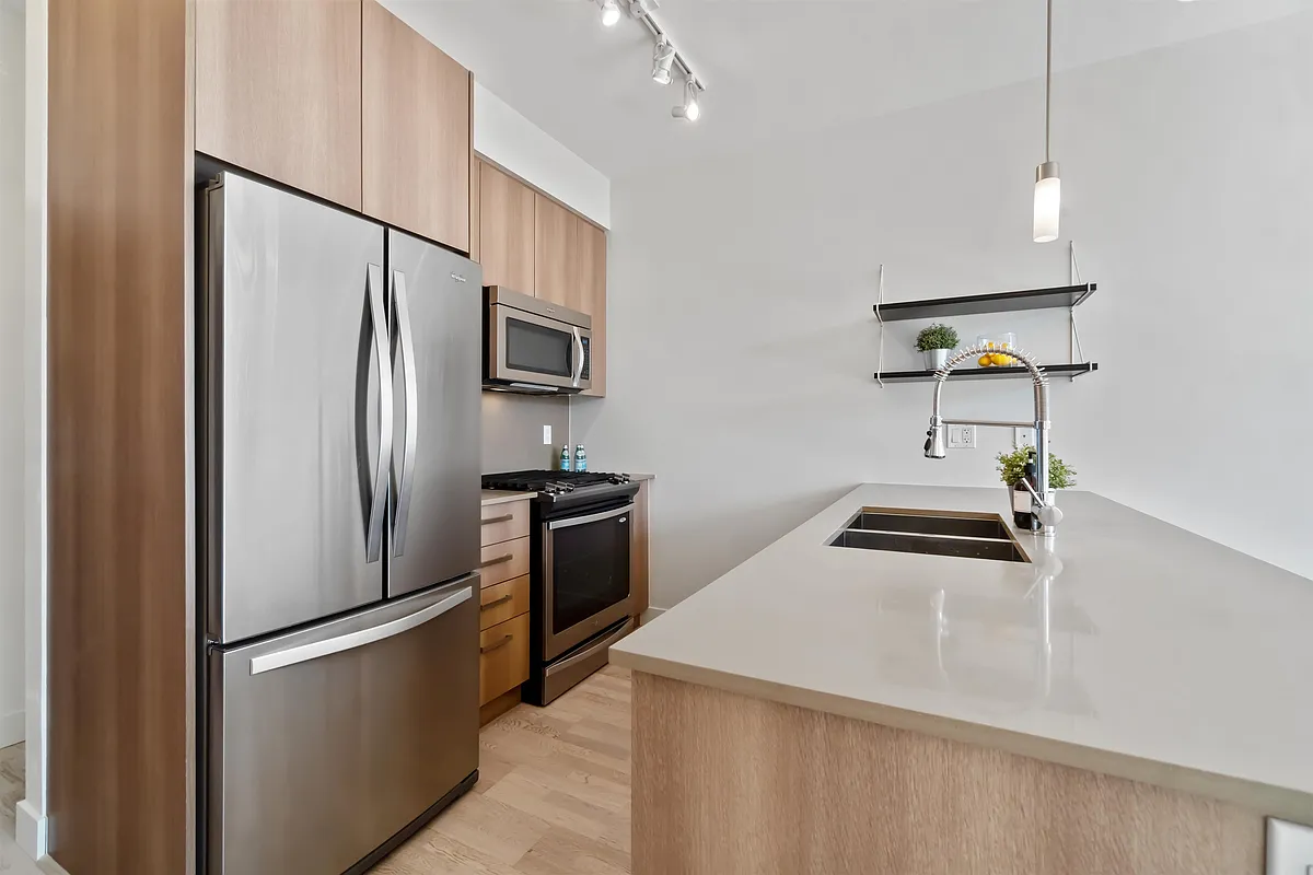 Building Photo - 7058 14th Ave #4XX