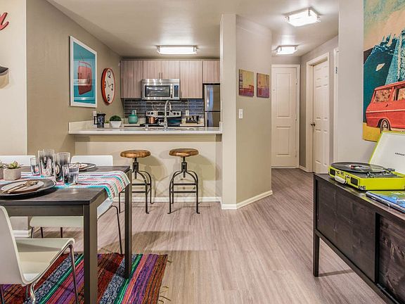 Griffis Belltown Seattle Apartment Modern Living Room