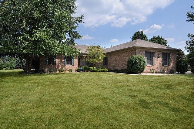 Welcome to this Beautiful Ranch in White Oak Estates.