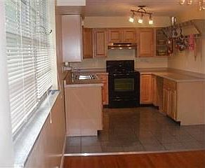 2nd image of 1080 Cherokee Dr
