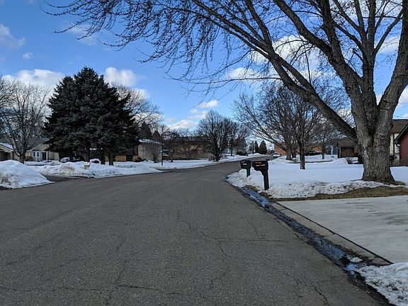 5th image of 14356 Euclid Ave