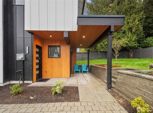 9692 51st Avenue S, Seattle, WA 98118