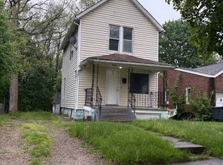 822 Carlysle St, Akron, OH 44310