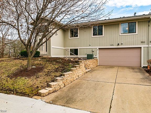 4th image of 7135 N Churchill Pl Unit H