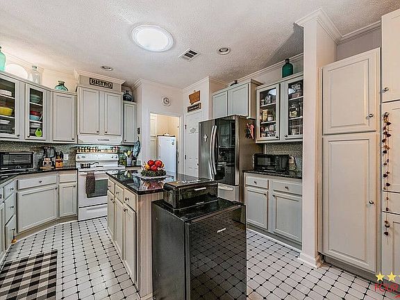 2nd image of 3724 Winward Lakes Dr