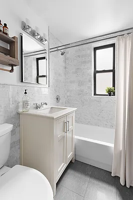 Sold by Compass | media 7