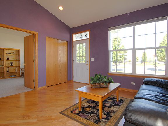 2nd image of 796 Frieder Ct