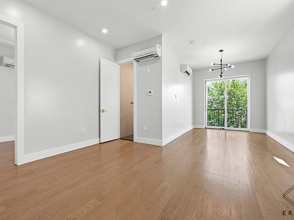 5th image of 75 Wilson Ave #2R