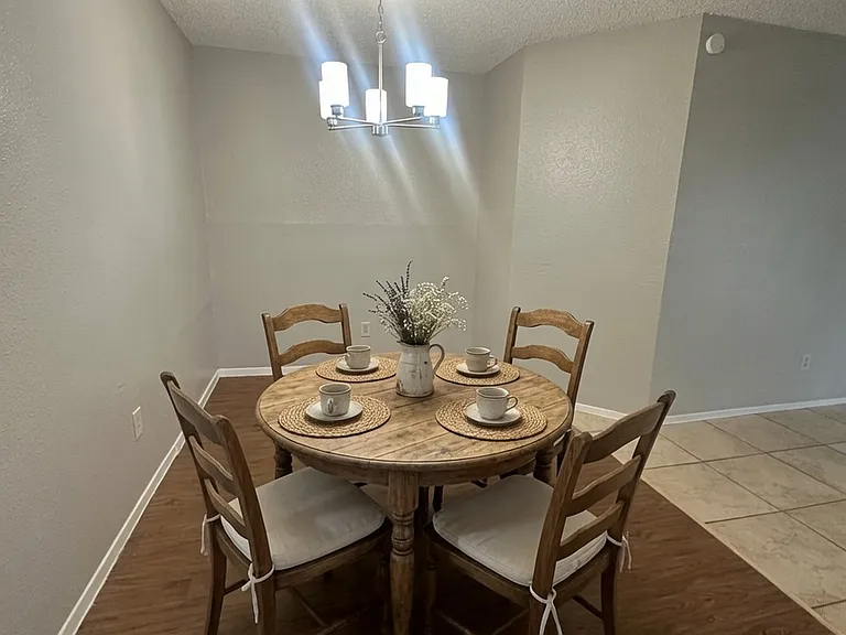 1304 Brenda Ln #A — Photo 3
