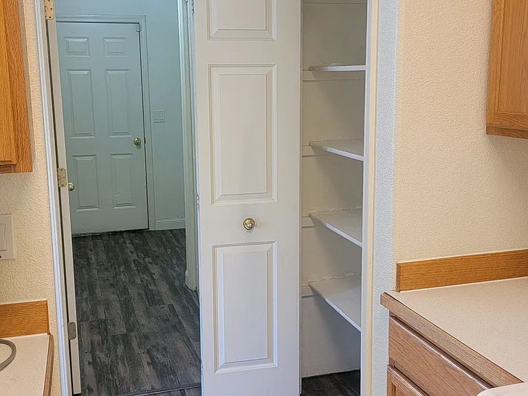 116 S Fern St #B — Photo 17