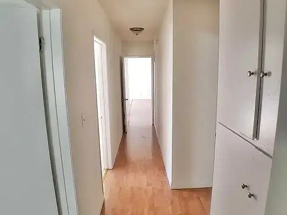 4th image of 13127 Oxnard St #5A