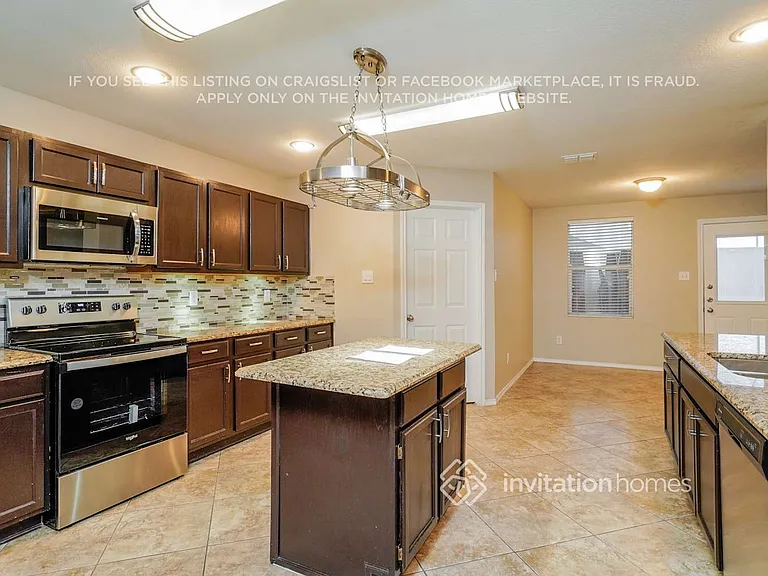 8000 Stowe Springs Ln — Photo 8