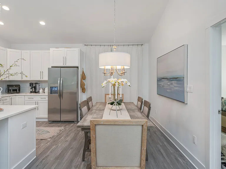 150 E Hibiscus Ave — Photo 4