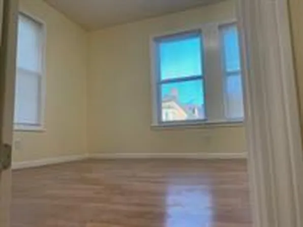 227 Hillside Ave, Waterbury, CT 06710