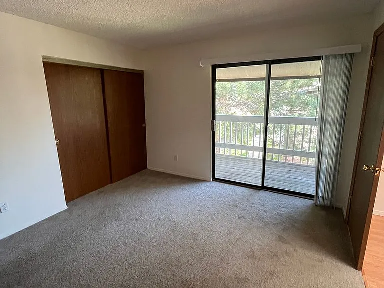18195 E Ohio Ave #201 — Photo 9
