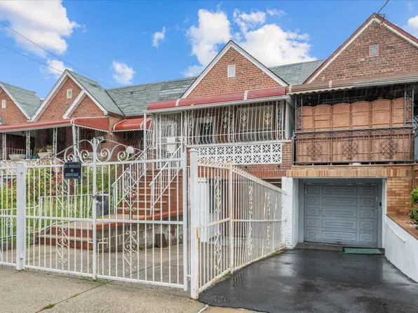 677 East 92nd Street image 4 of 10