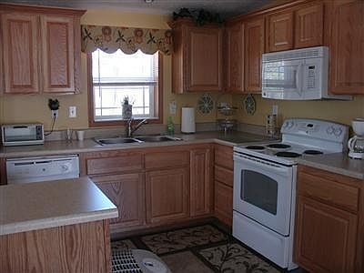 5th image of 315 W Foss Ave