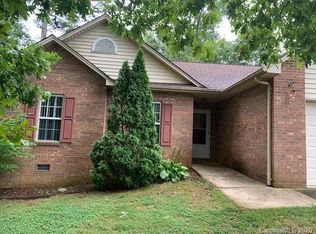 14 44th Avenue Pl NE, Hickory, NC 28601