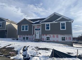 207 NE Hoot Owl St, Grain Valley, MO 64029