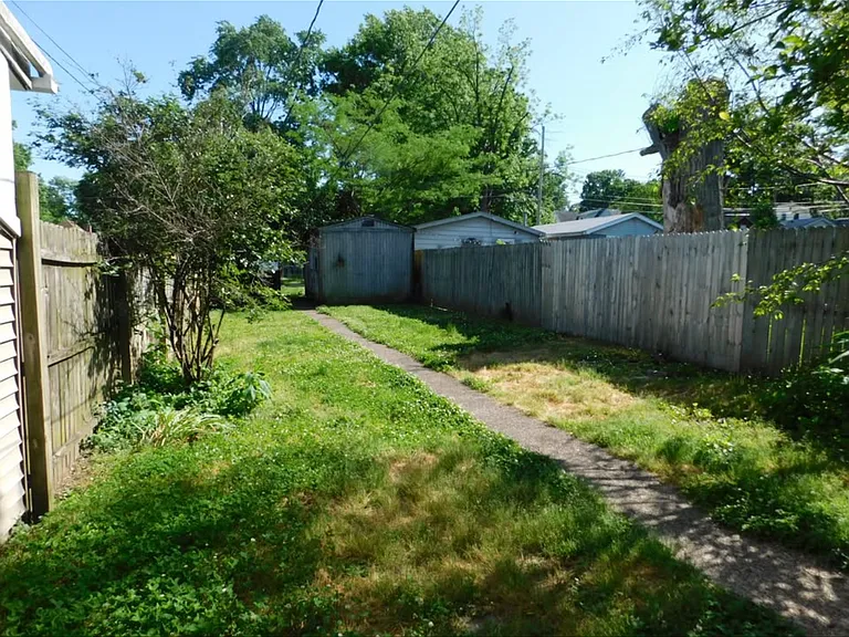2734 W Virginia St — Photo 7
