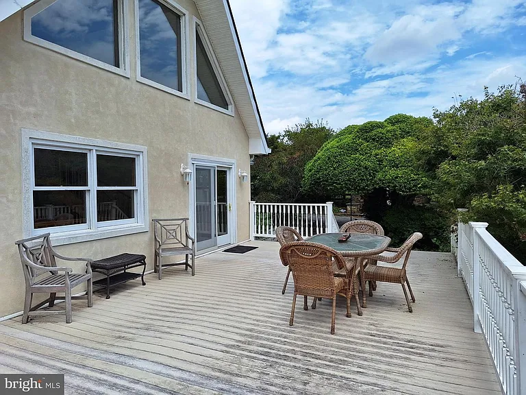 9078 Knoll Run Ln — Photo 41