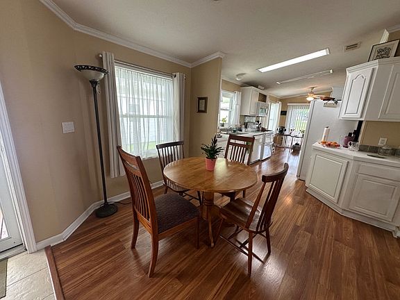 4th image of 8621 Bonney Brook Ct