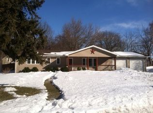 428 Brenot Ct, Blissfield, MI