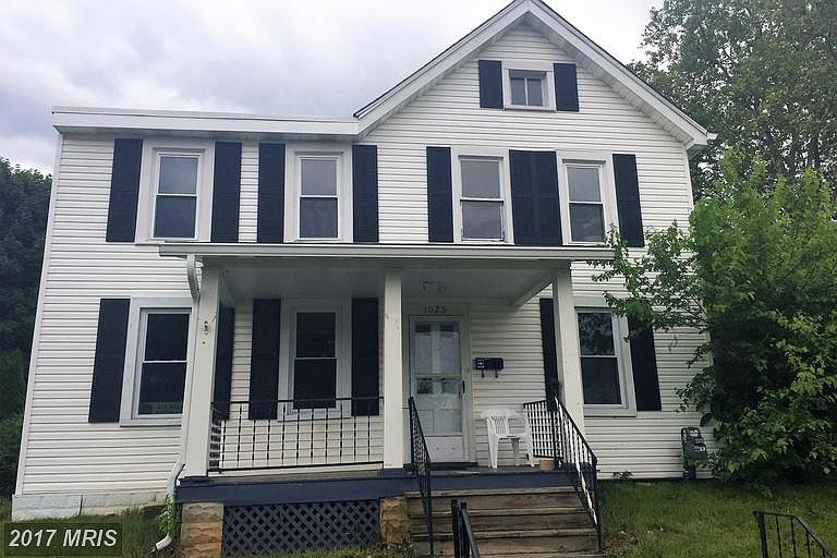 1st image of 1025 Rose Hill Ave