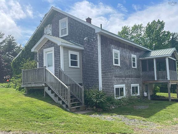 3rd image of 91 Warwick Mountain Rd