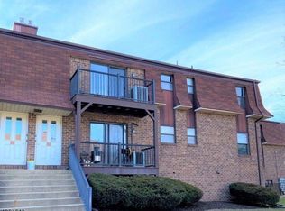 204 Westminster Pl, Raritan Township, NJ 08822