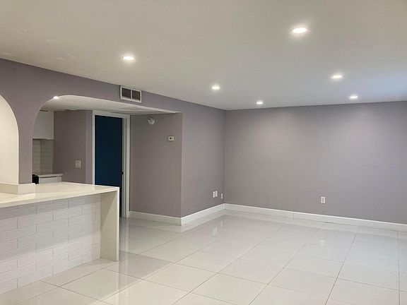 2nd image of 151 Oyster Bay Cir