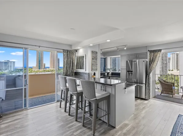 419 Keoniana St APT 1105, Honolulu, HI 96815