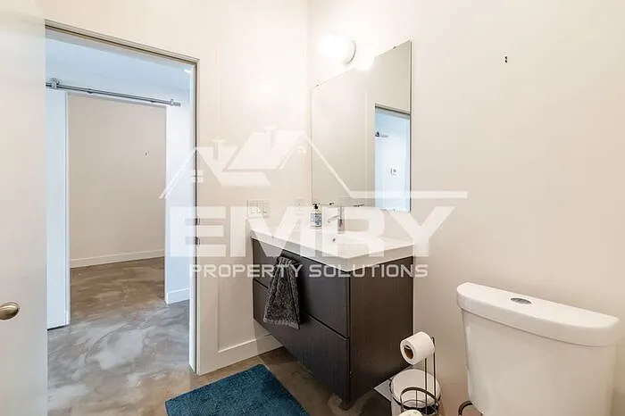 5655 E Beverly Blvd — Photo 15