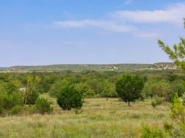 6725 Us Highway 83, Ovalo, TX 79541