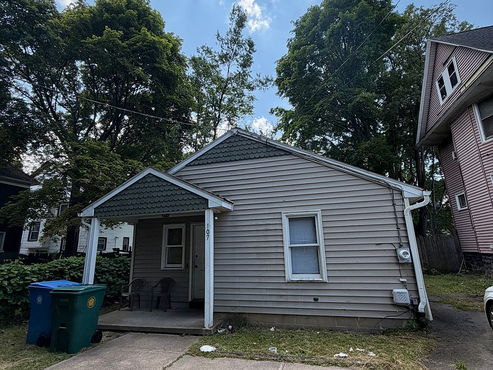 1st image of 107 Peck St
