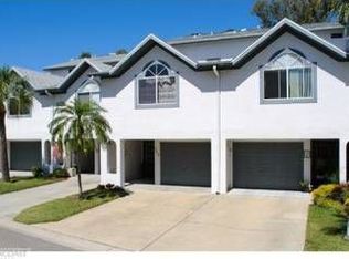 542 Garland Cir, Indian Rocks Beach, FL 33785