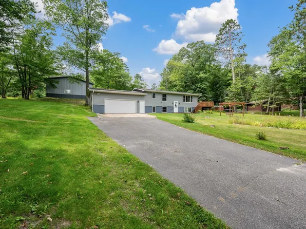 26185 River Rd, Cohasset, MN 55721